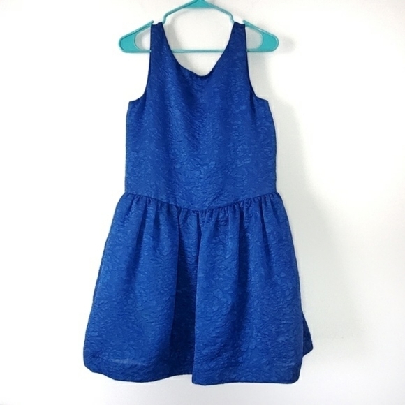 BCBGMaxAzria Dresses & Skirts - BCBGMaxAzria Blue Prom Dress Small